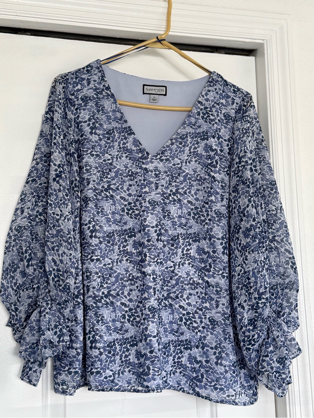 Sam & Jess Blue Floral V-Neck Peasant Blouse